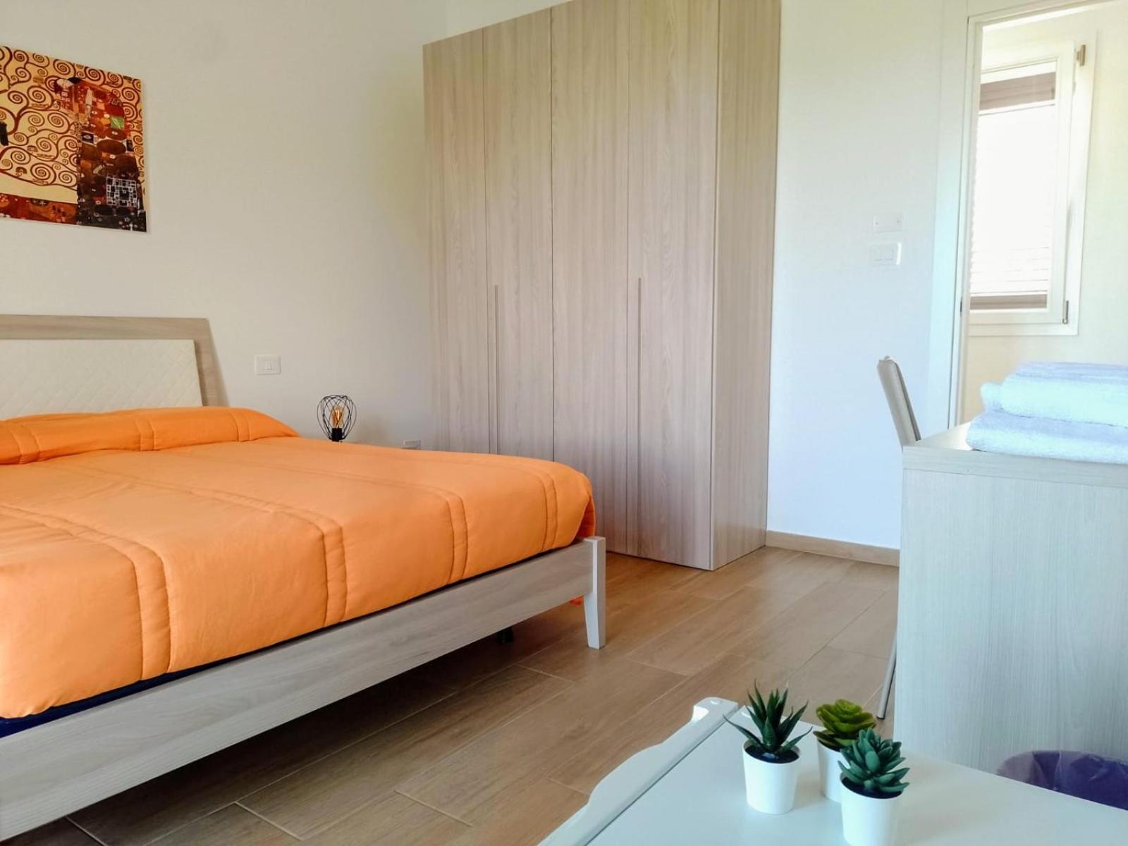 Granatelli Holiday Home Altavilla Milicia Exterior photo
